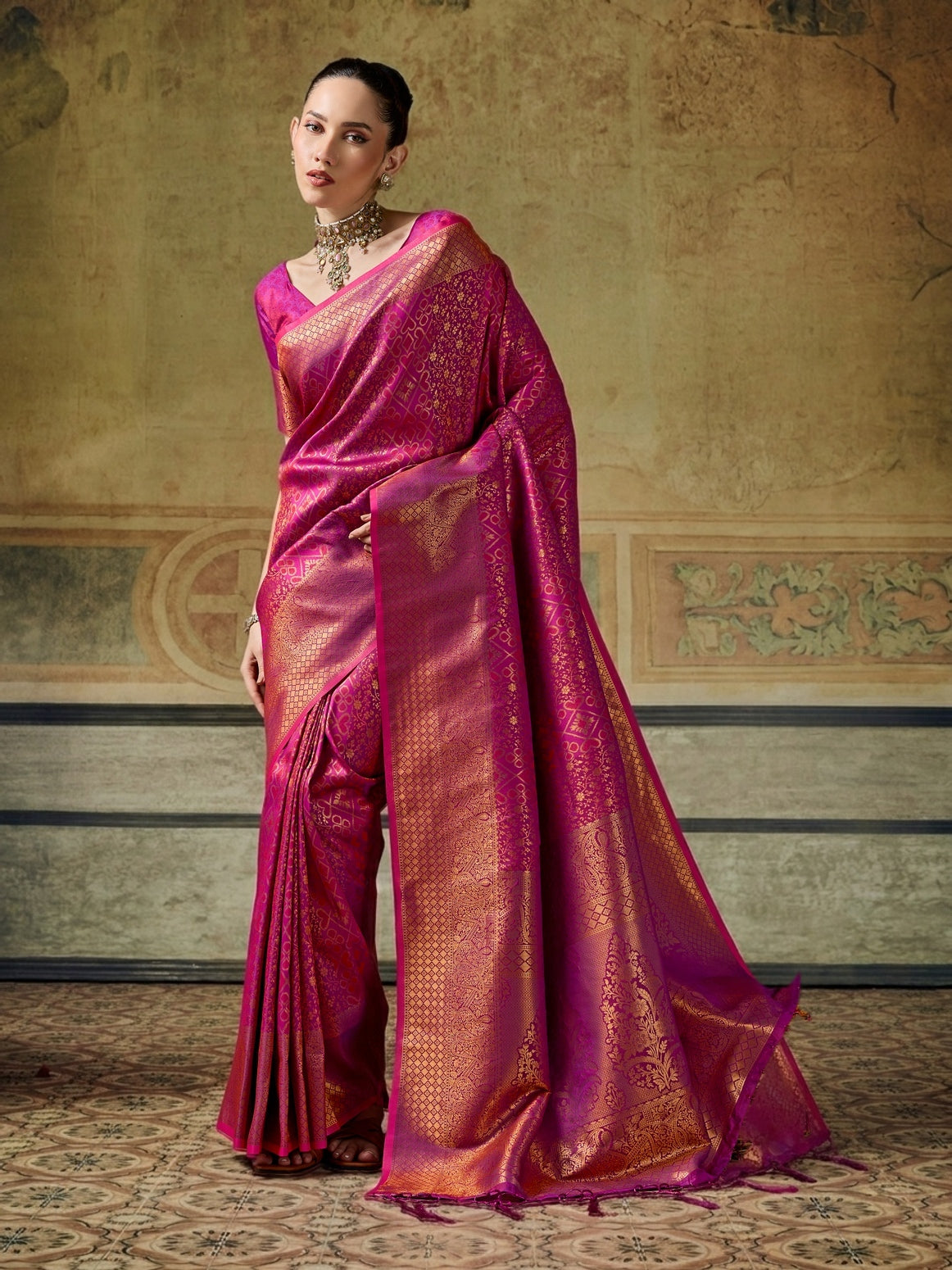 Peachmode Magenta Handloom Silk Woven Saree - Image 1