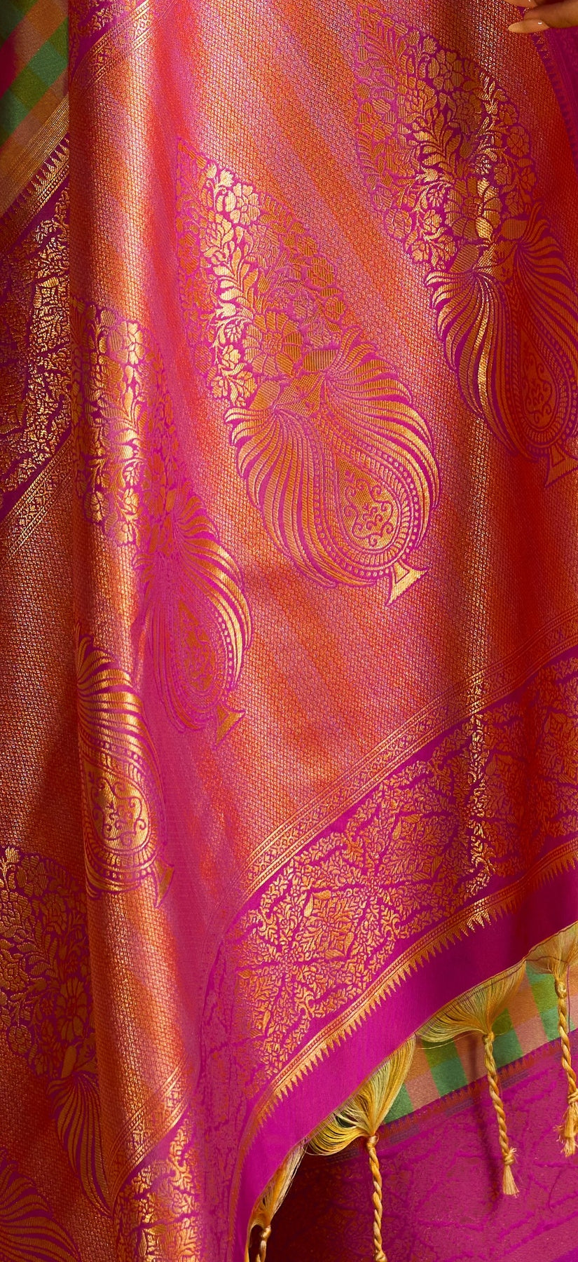 Peachmode Green Pure Silk Handloom Woven Saree - Image 4