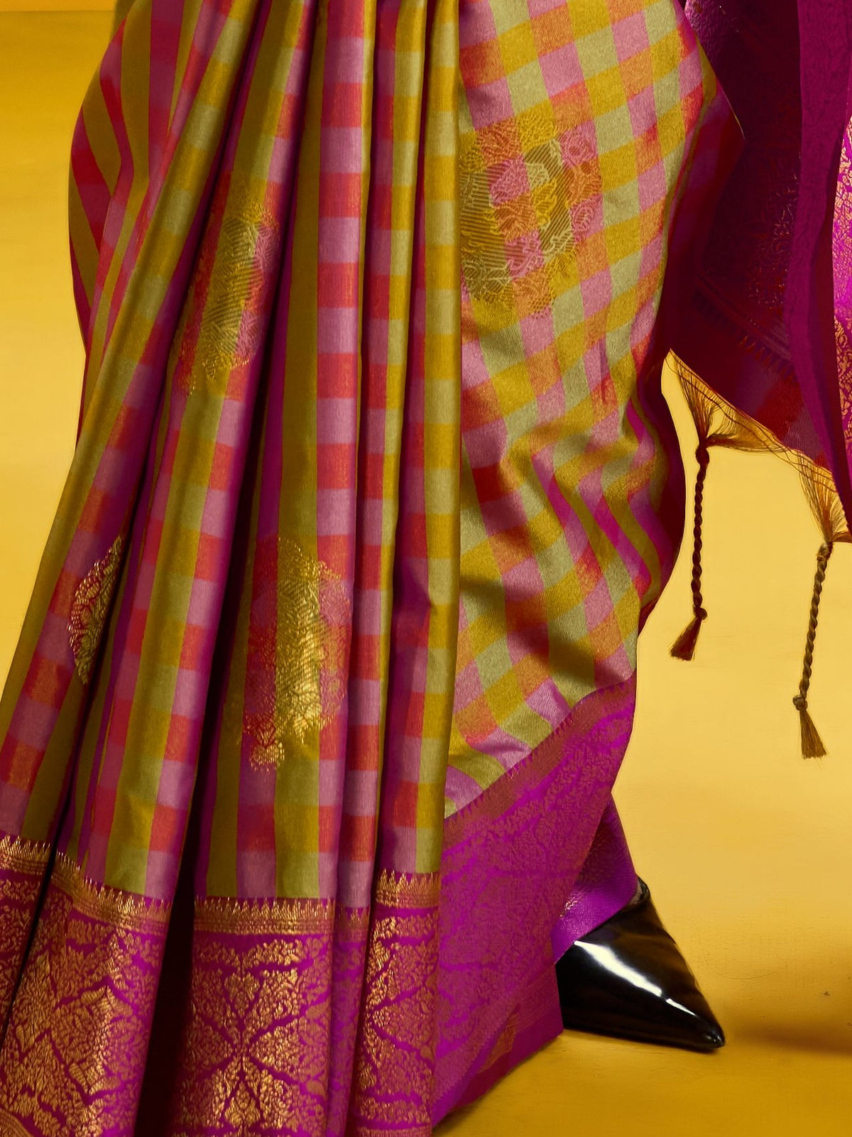 Peachmode Mustard Pure Silk Handloom Woven Saree - Image 5