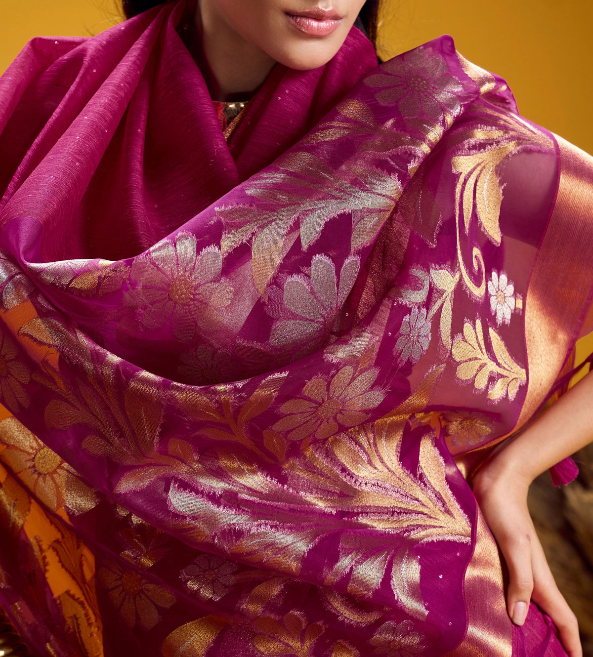 Peachmode Magenta Pure Munga Silk Handloom Woven Saree - Image 4