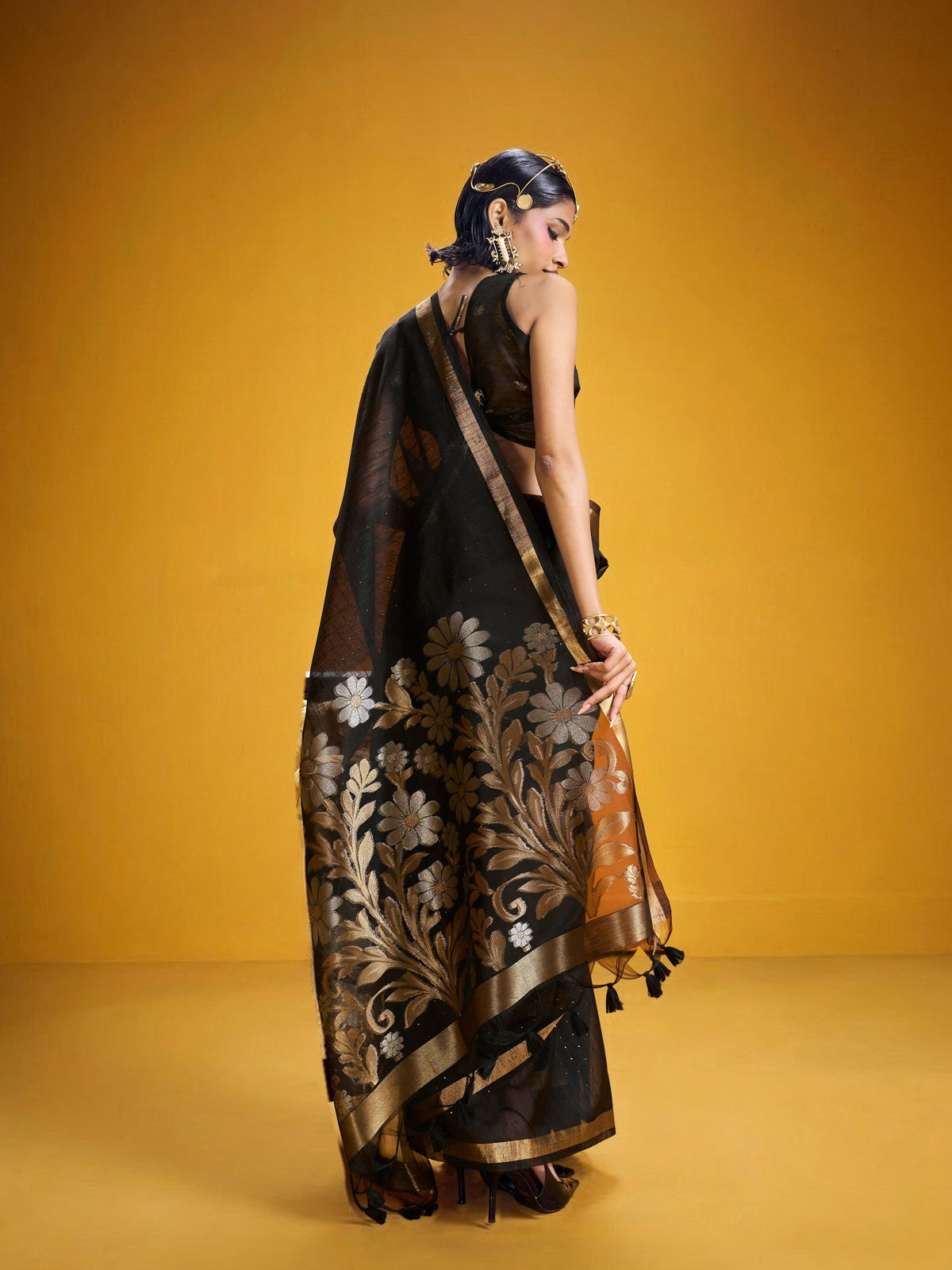 Peachmode Black Pure Munga Silk Handloom Woven Saree - Image 2