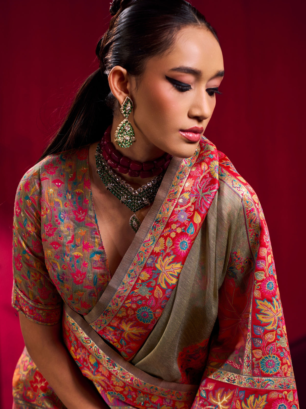 Peachmode Olive Modal Cotton Kashmiri Weaving Saree - Image 4