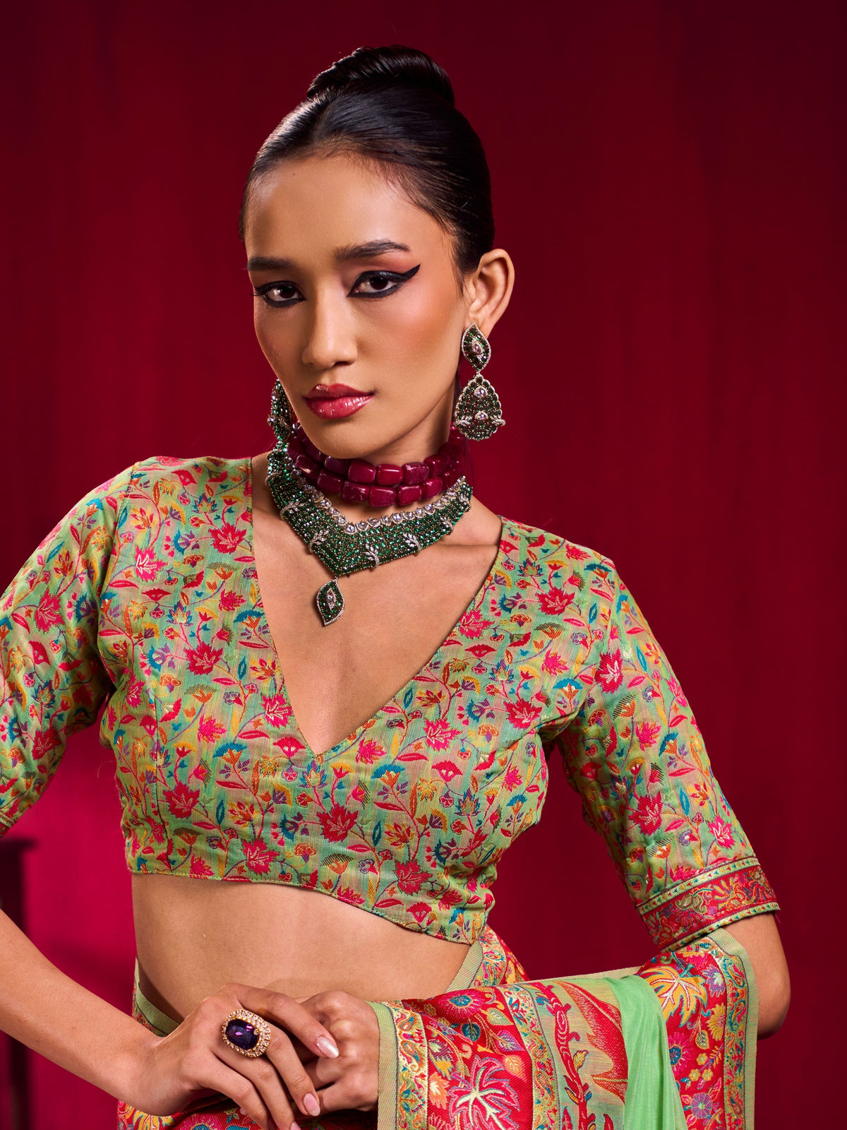 Peachmode Green Modal Cotton Kashmiri Weaving Saree - Image 3