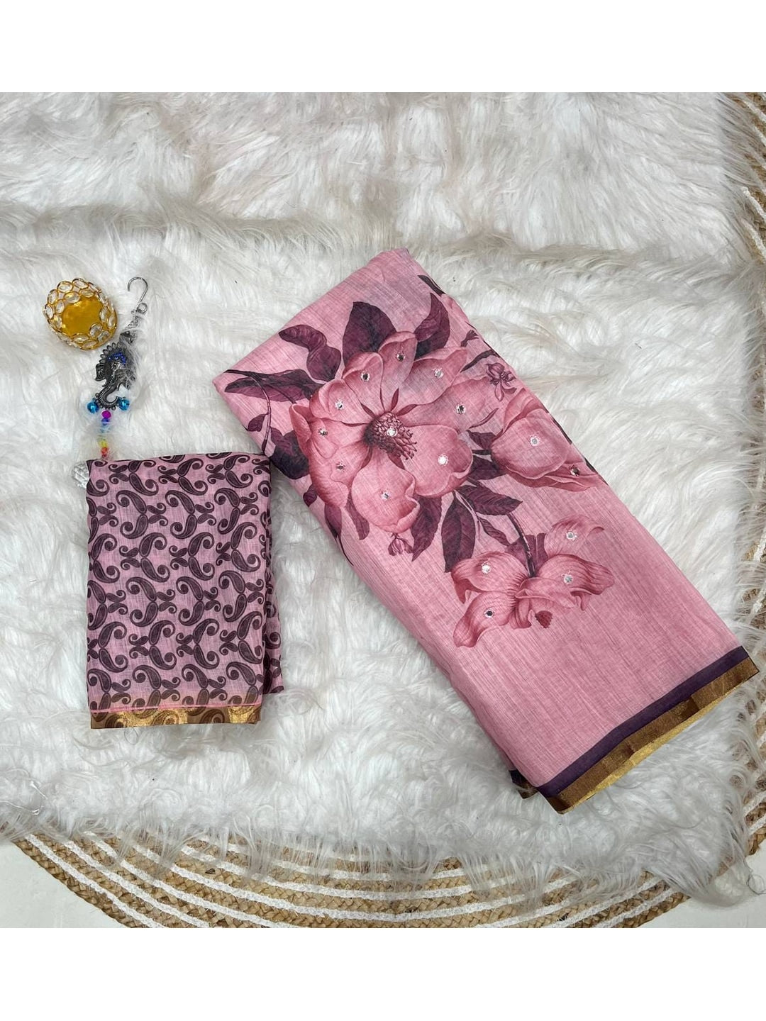 Peachmode Pink Floral Printed Linen Saree With Mirror Work - Image 5