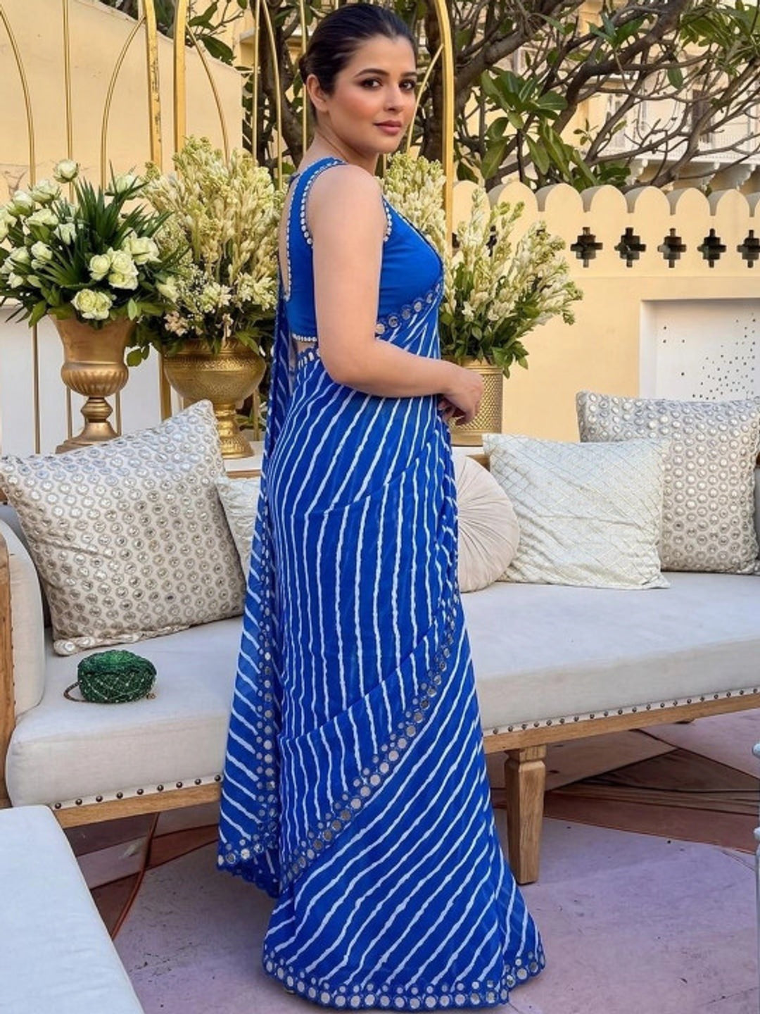 Peachmode Royal Blue Lehariya Printed Georgette Saree With Mirror Border - Image 3