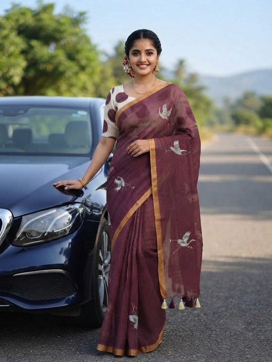 Peachmode Wine Printed Linen Saree - Image 3