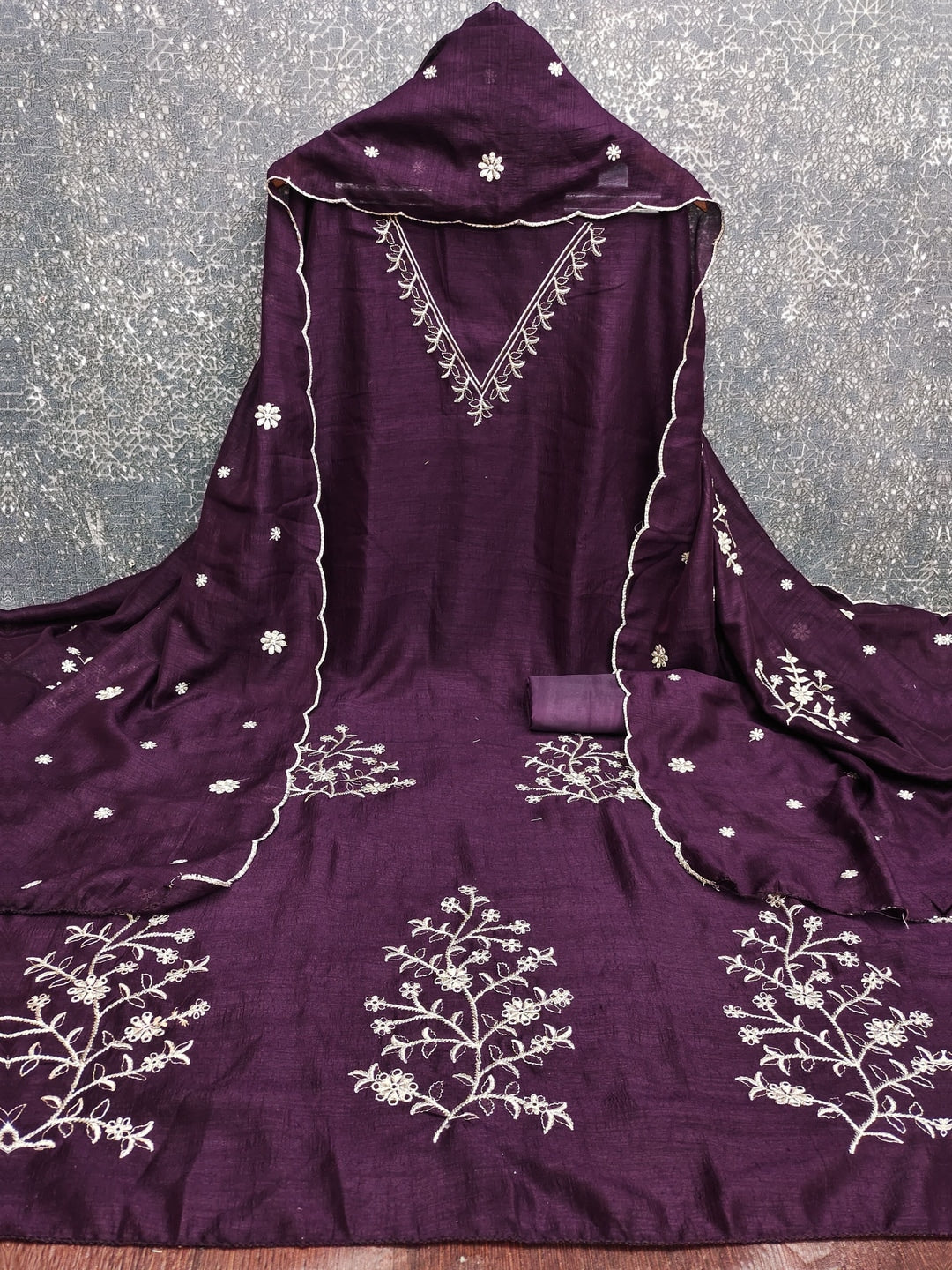 Peachmode Purple Vichitra Silk Unstitched Dress Material With V-Neck Floral Embroidery - Image 4