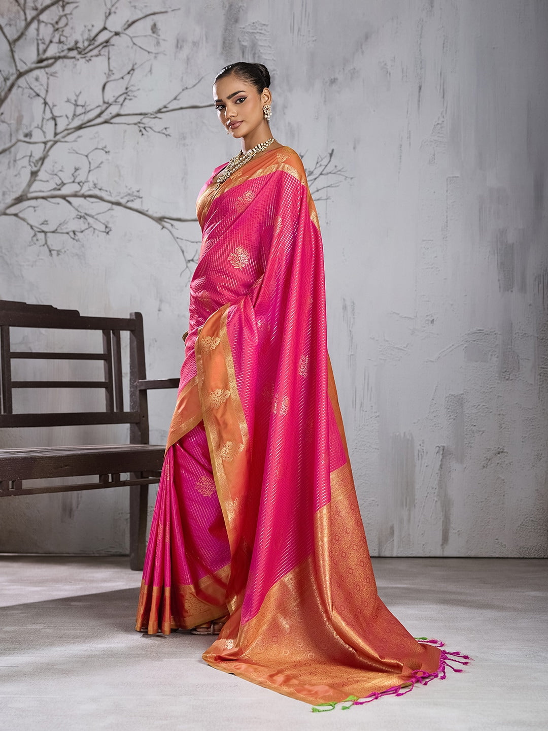 Peachmode Rani Pink Silk Woven Saree - Image 2