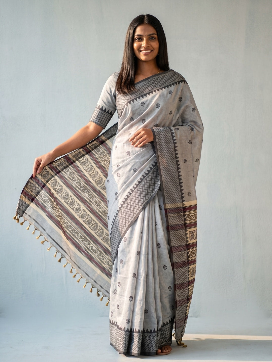 Peachmode Grey Jamdani Cotton Woven Saree with Striped Pallu - Image 1