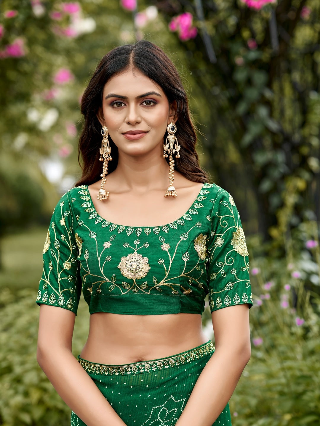 Peachmode Green Bandhani Printed Georgette Saree With Embroidered Border - Image 5