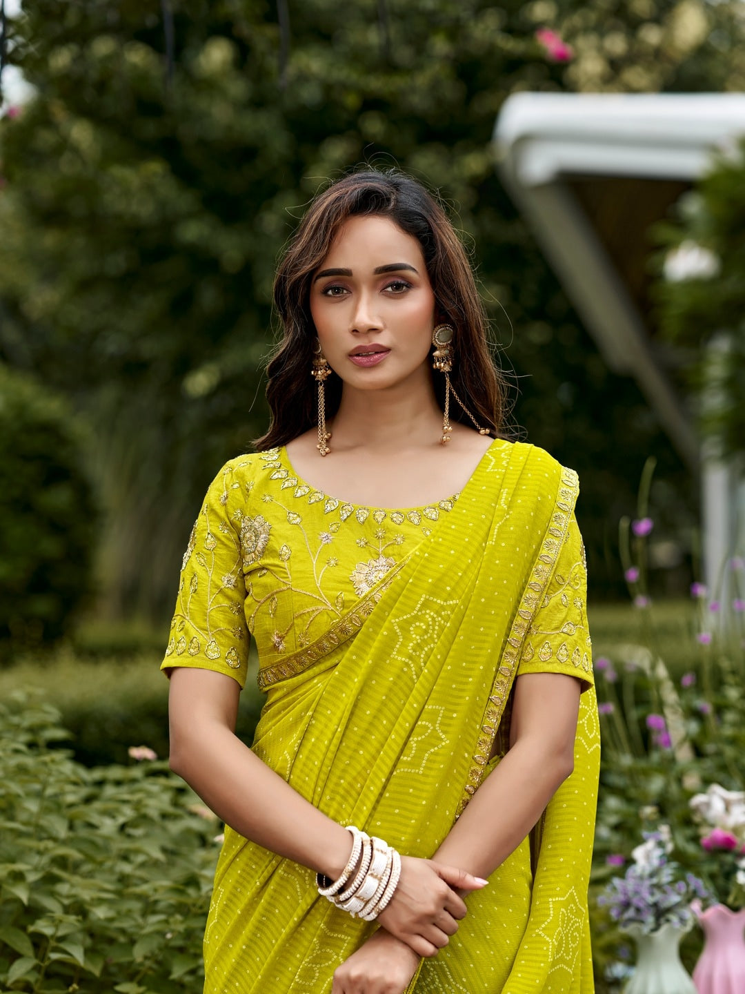 Peachmode Lime Green Bandhani Printed Georgette Saree With Embroidered Border - Image 3