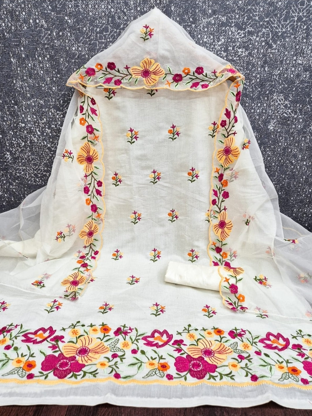 Peachmode White Roman Silk Unstitched Dress Material With Multi Thread Work And Organza Dupatta - Image 4
