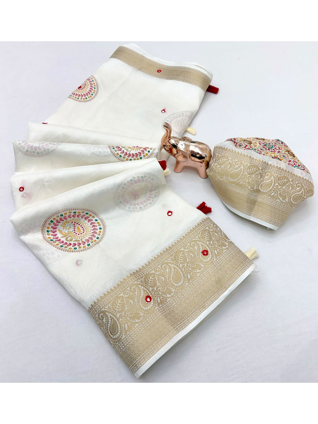 Peachmode White Benny Cotton Saree With Aari Mirror Work And Jacquard Border - Image 2