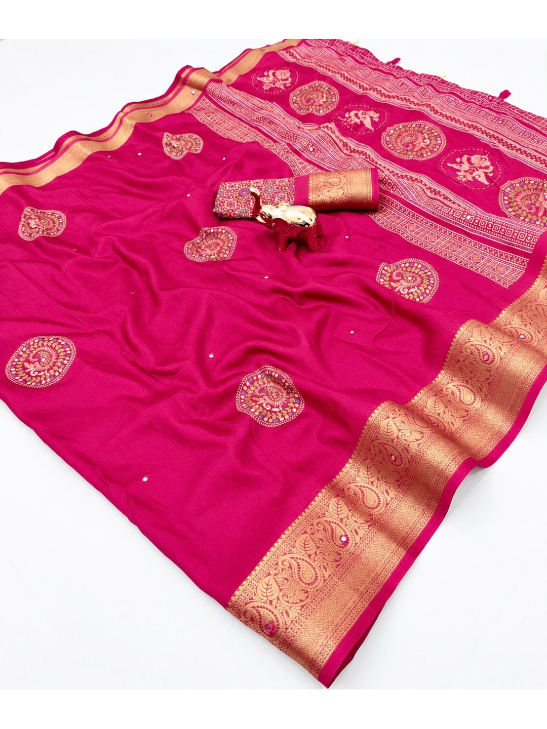 Peachmode Rani Pink Benny Cotton Saree With Aari Mirror Work And Jacquard Border - Image 3