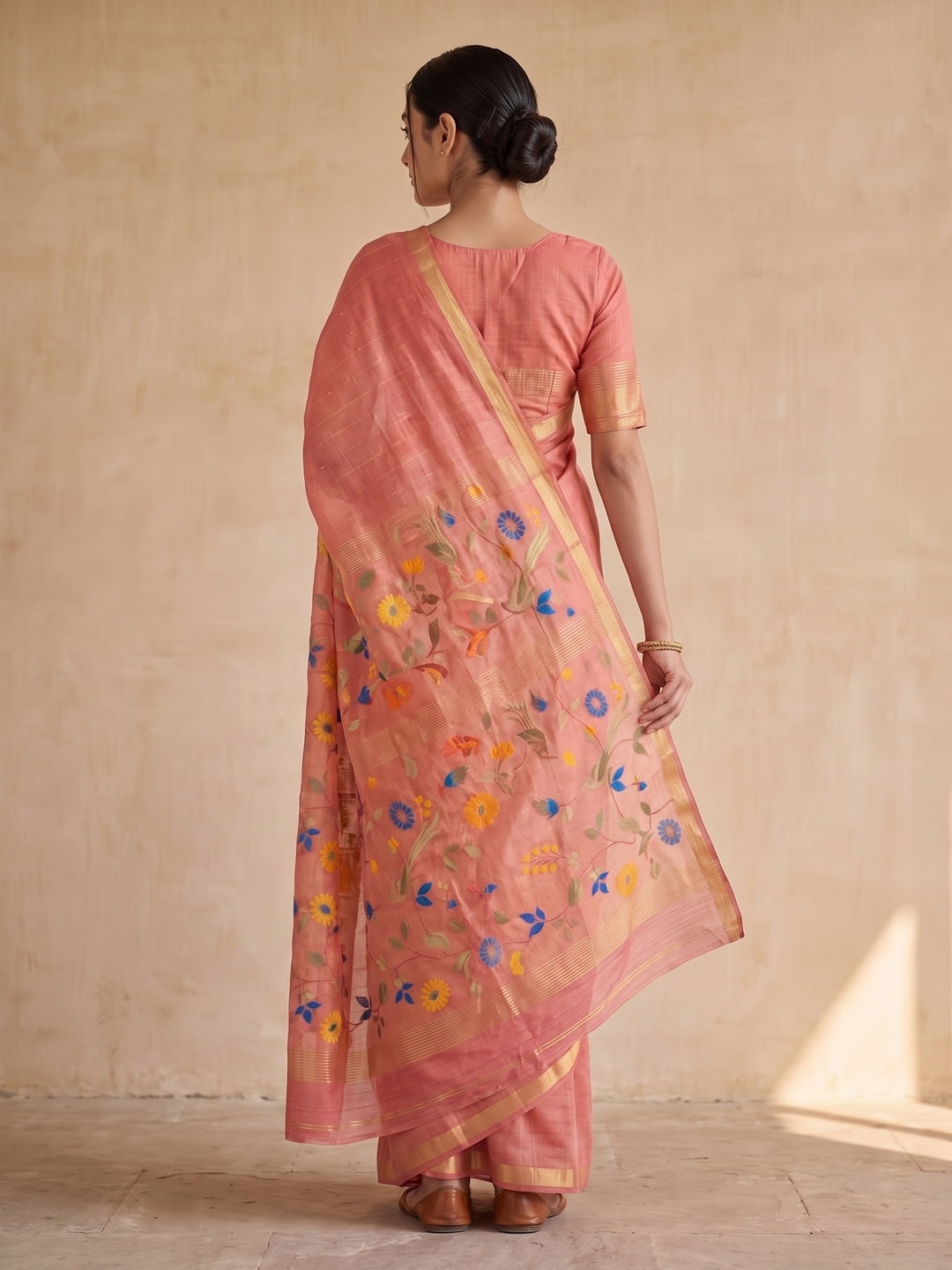 Peachmode Coral Jamdani Silk Floral Woven Saree - Image 4