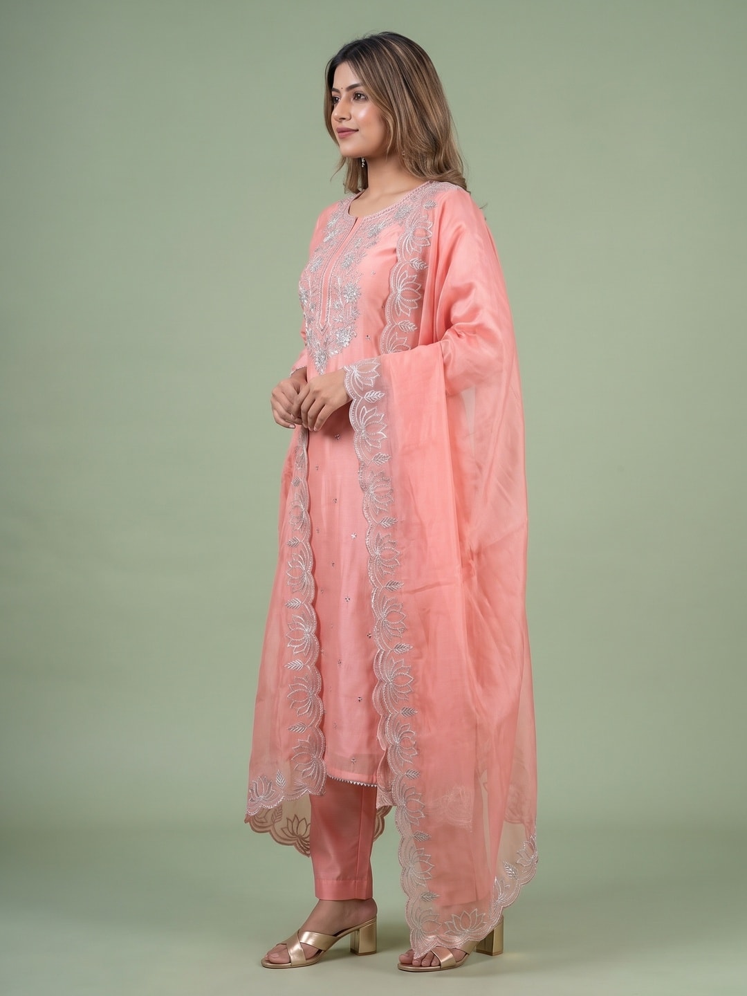 Peachmode Pink Silk Blend Embroidered Salwar Suit Set - Image 3