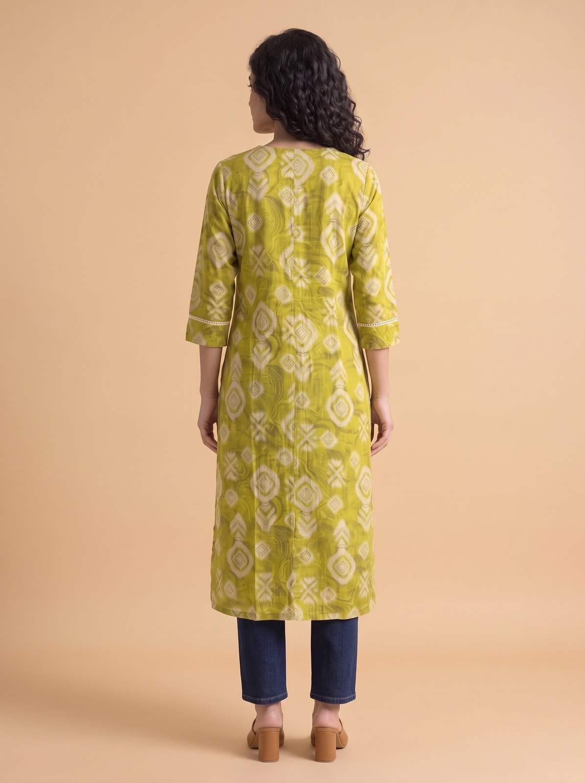 Green Viscose Blend Geometric Printed Kurti - Image 4