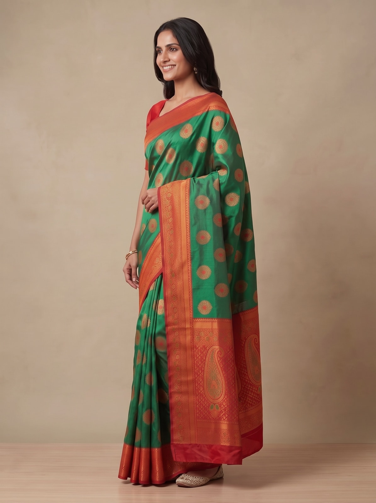 Peachmode Green Classima Pure Silk Woven Saree - Image 3