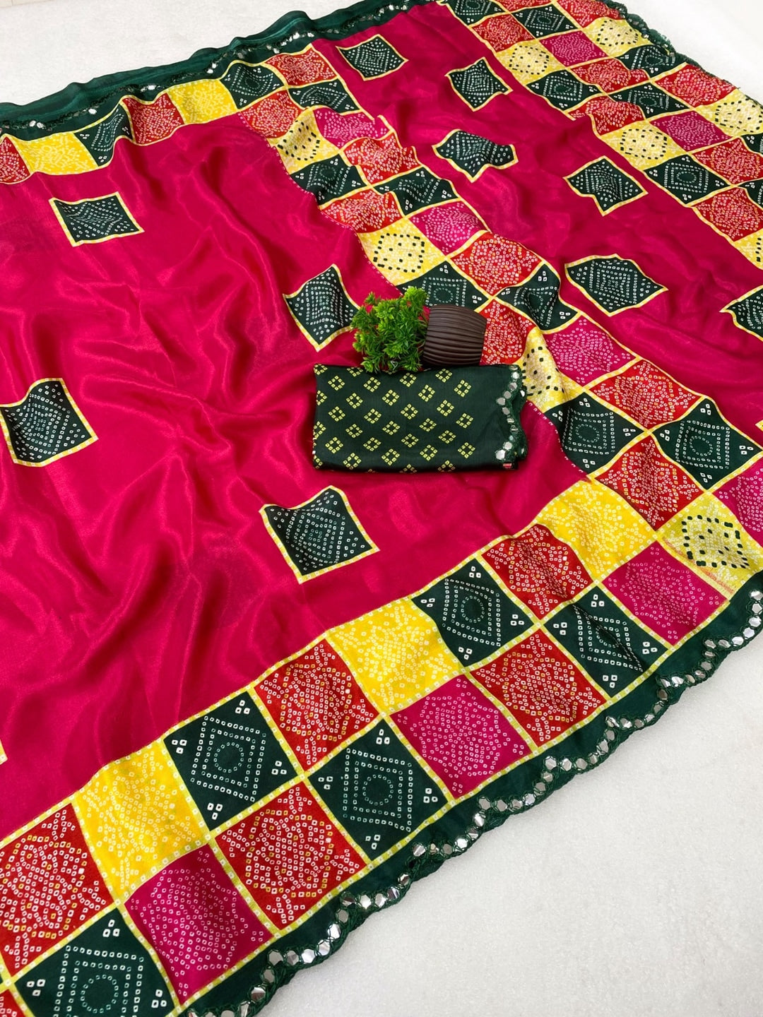 Peachmode Pink Turki Silk Saree With Bandhani Patchwork And Mirror Work Border - Image 4