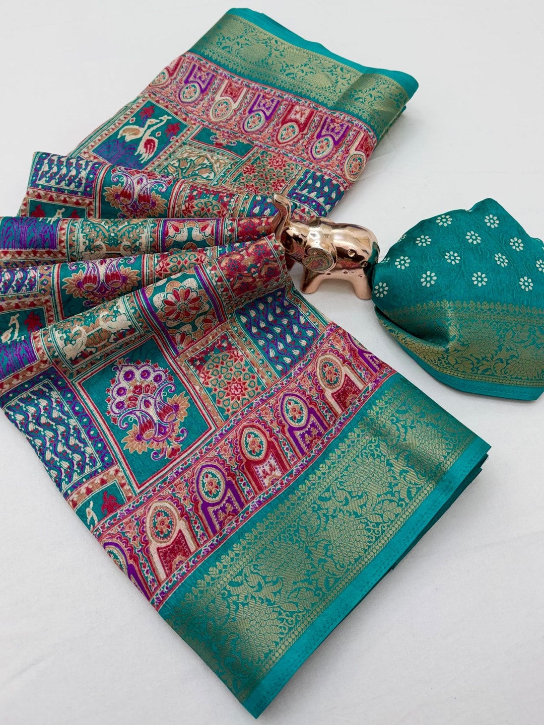 Peachmode Teal Benny Crepe Silk Saree With Position Print And Woven Jacquard Border - Image 5