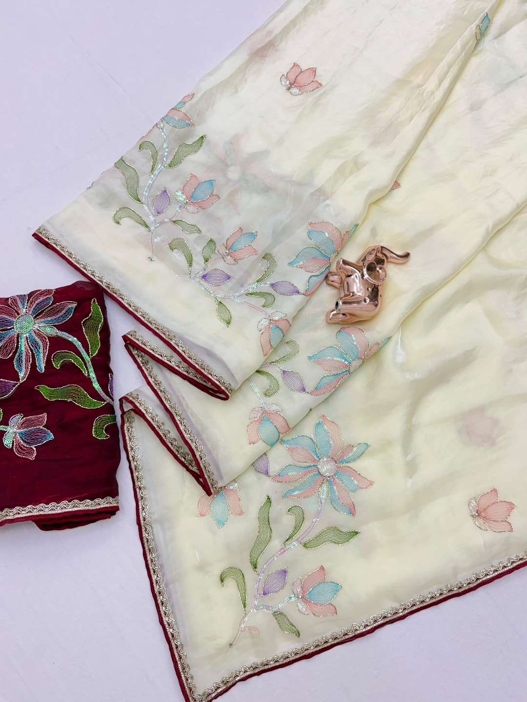 Peachmode Cream Frendy Satin Saree With Floral Sequin Embroidery And Lace Border - Image 4