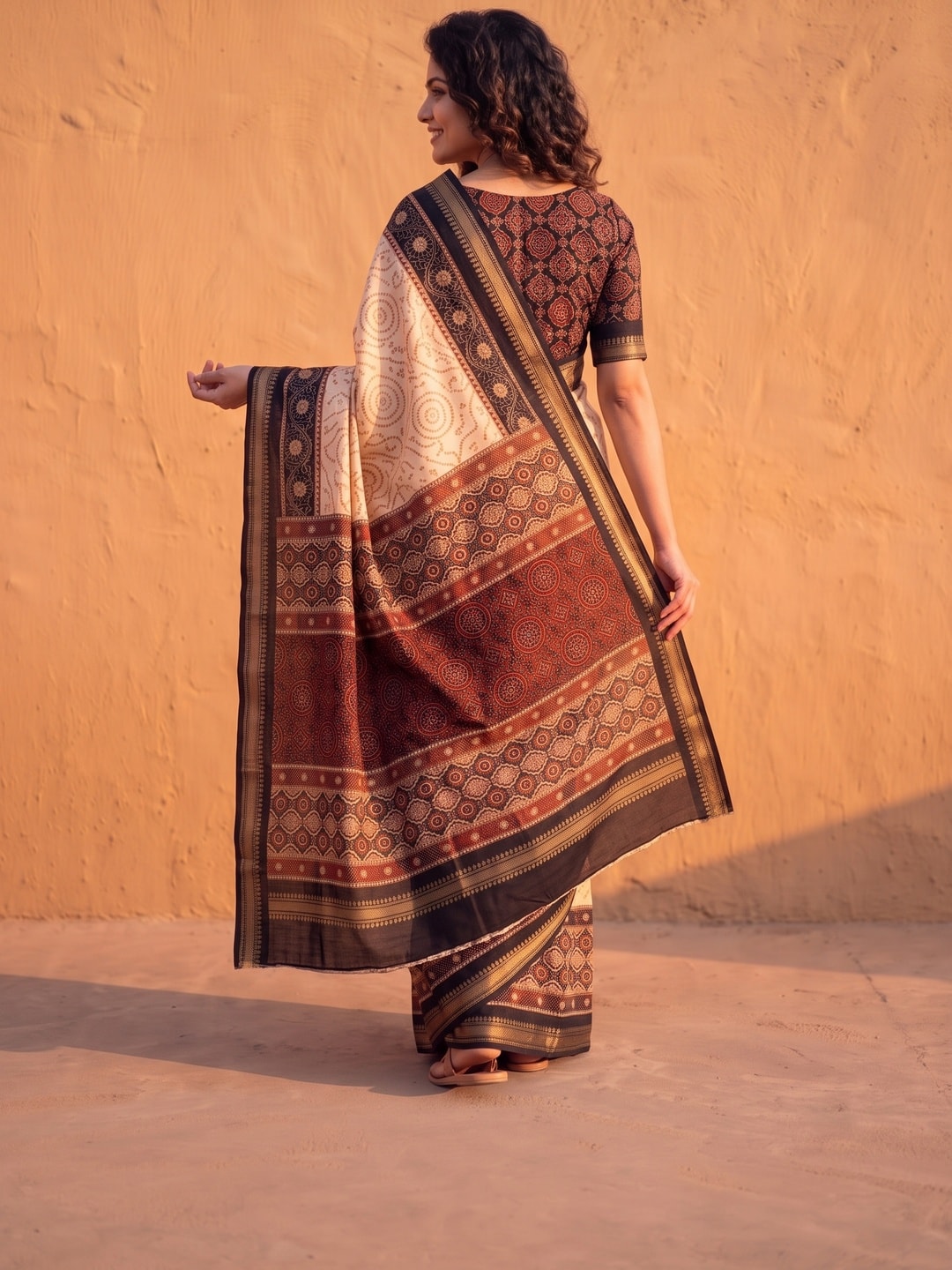 Peachmode Black Marshmallow Saree With Kalamkari Print And Woven Jacquard Border - Image 2