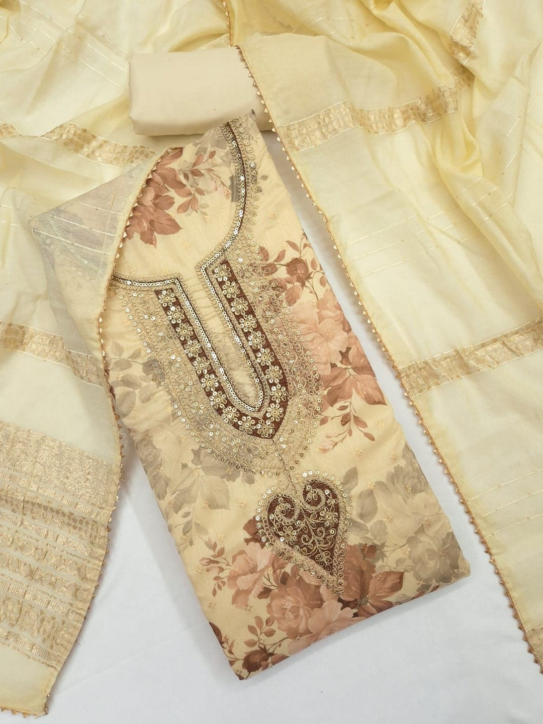 Peachmode Cream Chanderi Jacquard Unstitched Dress Material With Floral Print And Embroidered U Neck And Lace Edge Dupatta - Image 4