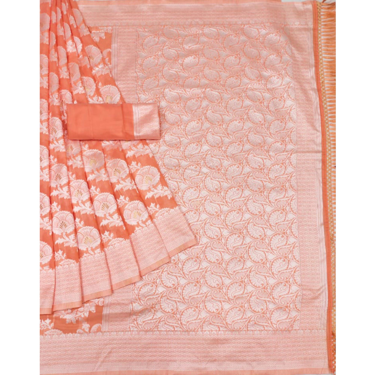Peach Woven Cotton Blend Saree With Tassels - Image 3