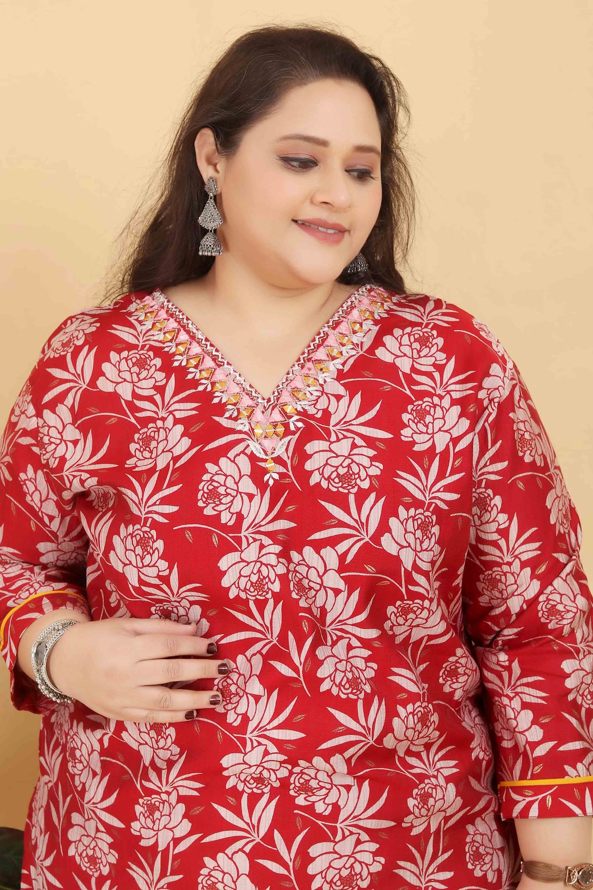Red Floral Printed Viscose Straight Salwar Suit - Image 3