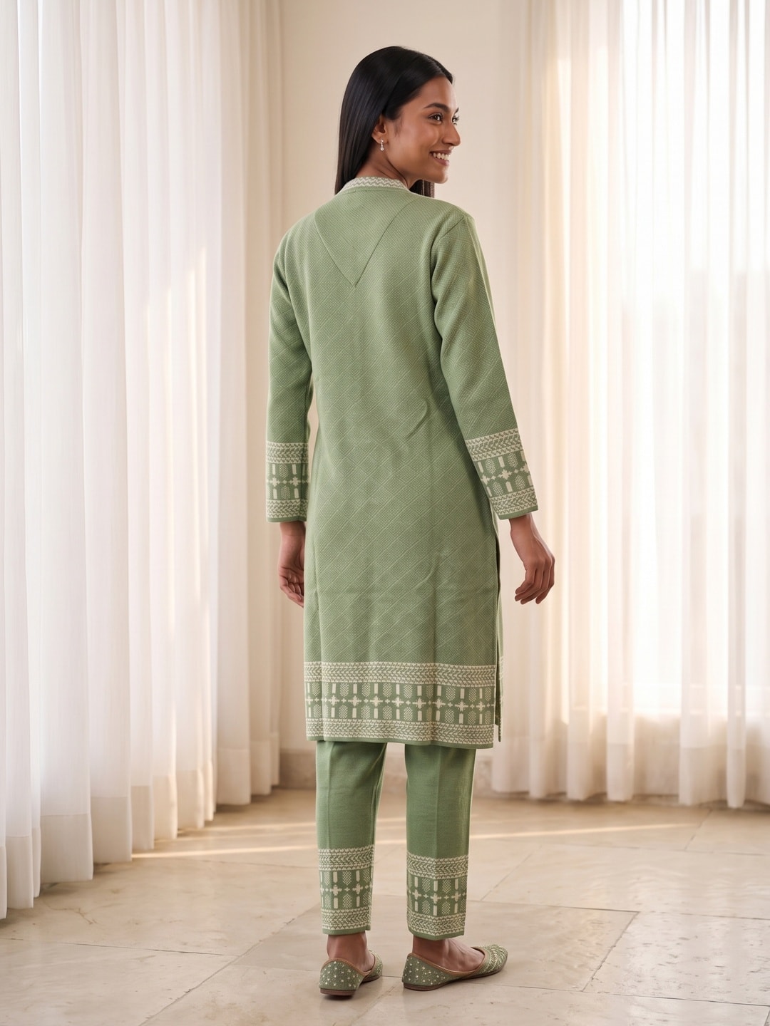 Peachmode Green Geometric Border Woolen Salwar Suit With Shawl - Image 4