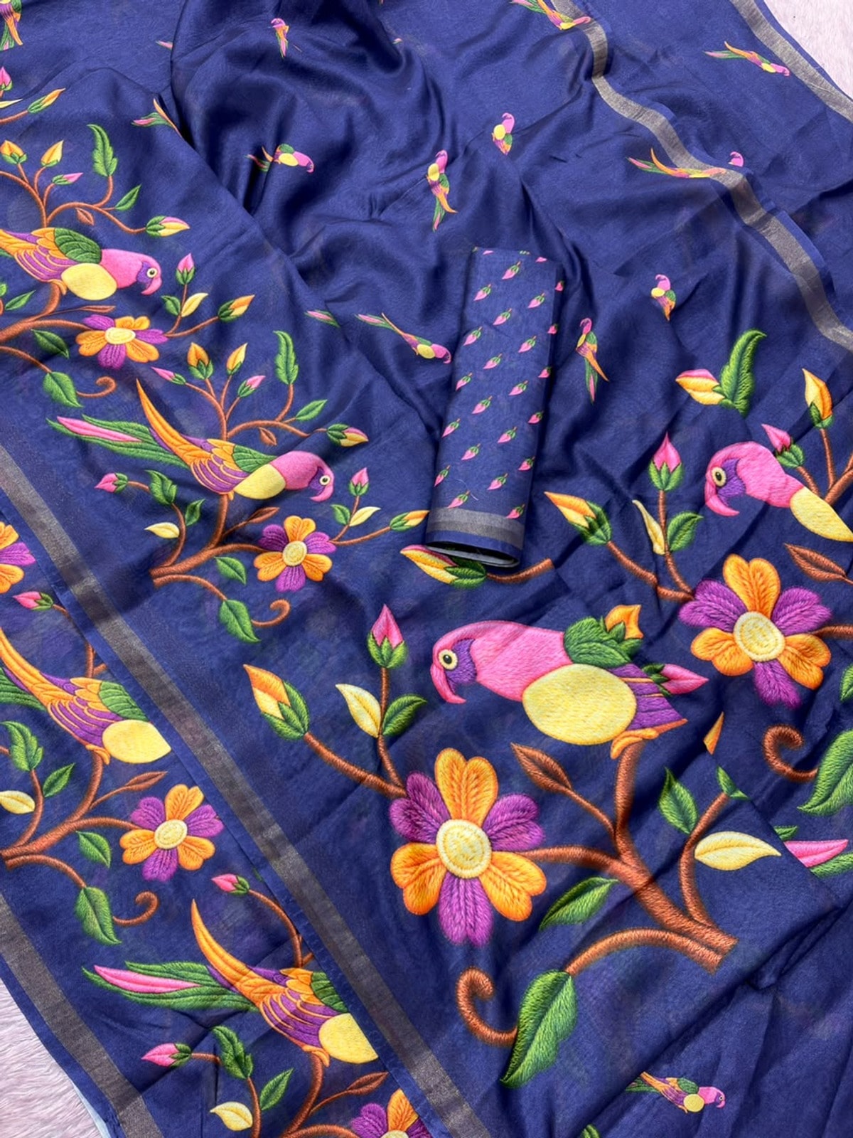 Peachmode Navy Blue Parrot Digital Print Mul Cotton Saree - Image 5