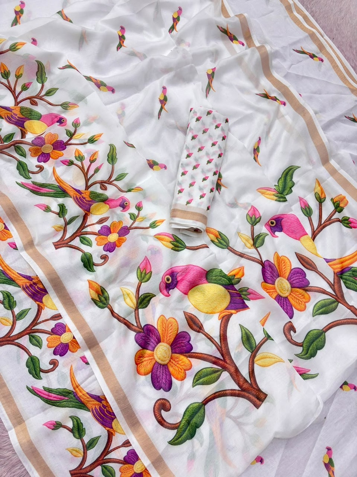 Peachmode White Parrot Digital Print Mul Cotton Saree - Image 5