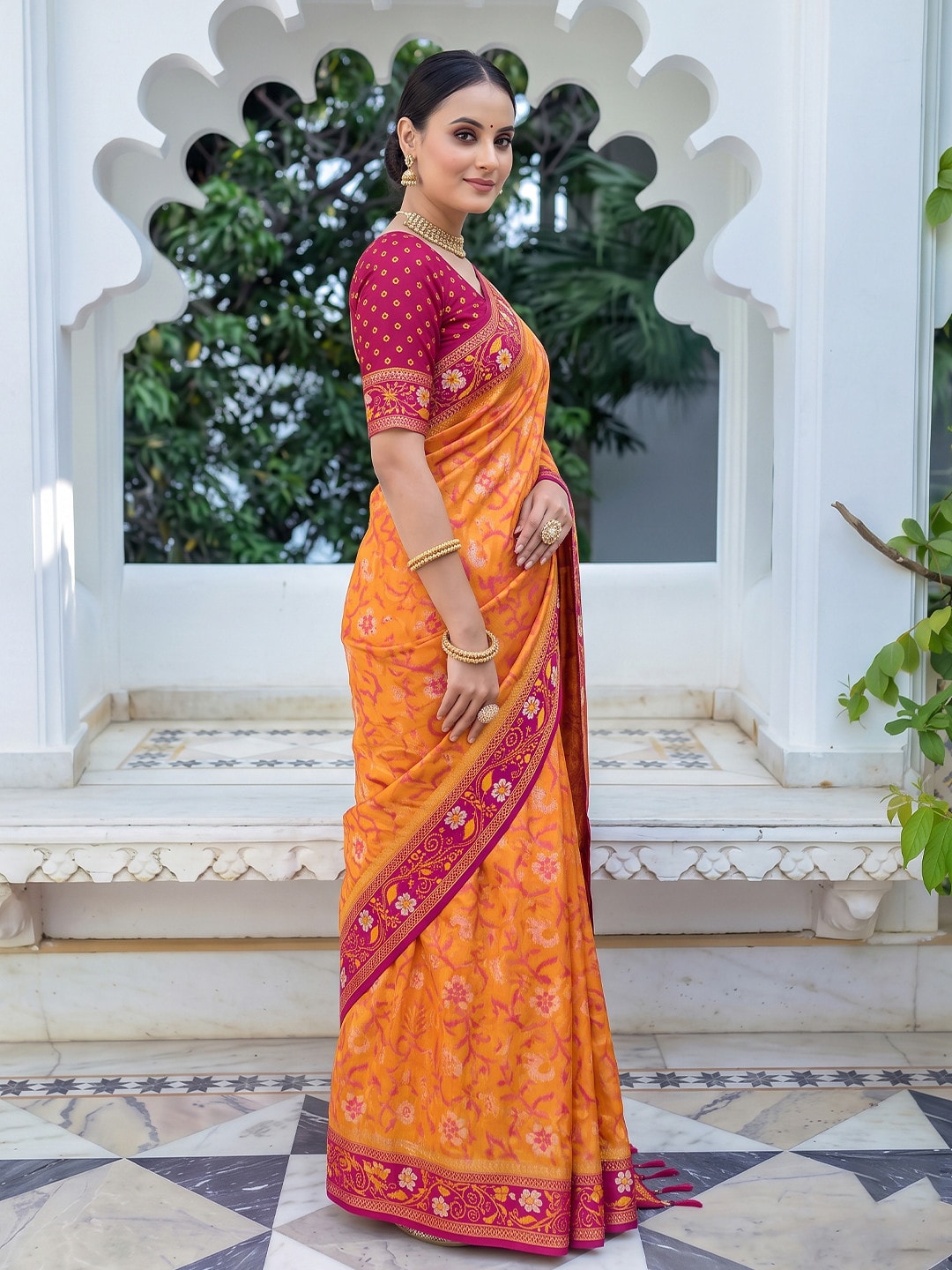 Peachmode Orange Woven Border Silk Saree With Heavy Pallu - Image 3
