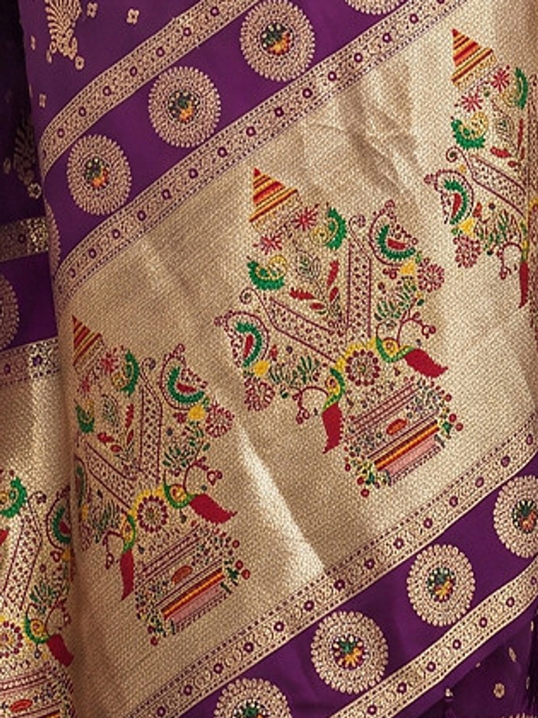 Peachmode Wine Zari Border Silk Saree With Heavy Pallu - Image 2