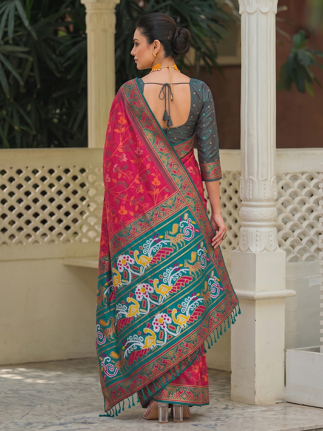 Peachmode Pink Woven Border Silk Saree With Heavy Pallu - Image 3