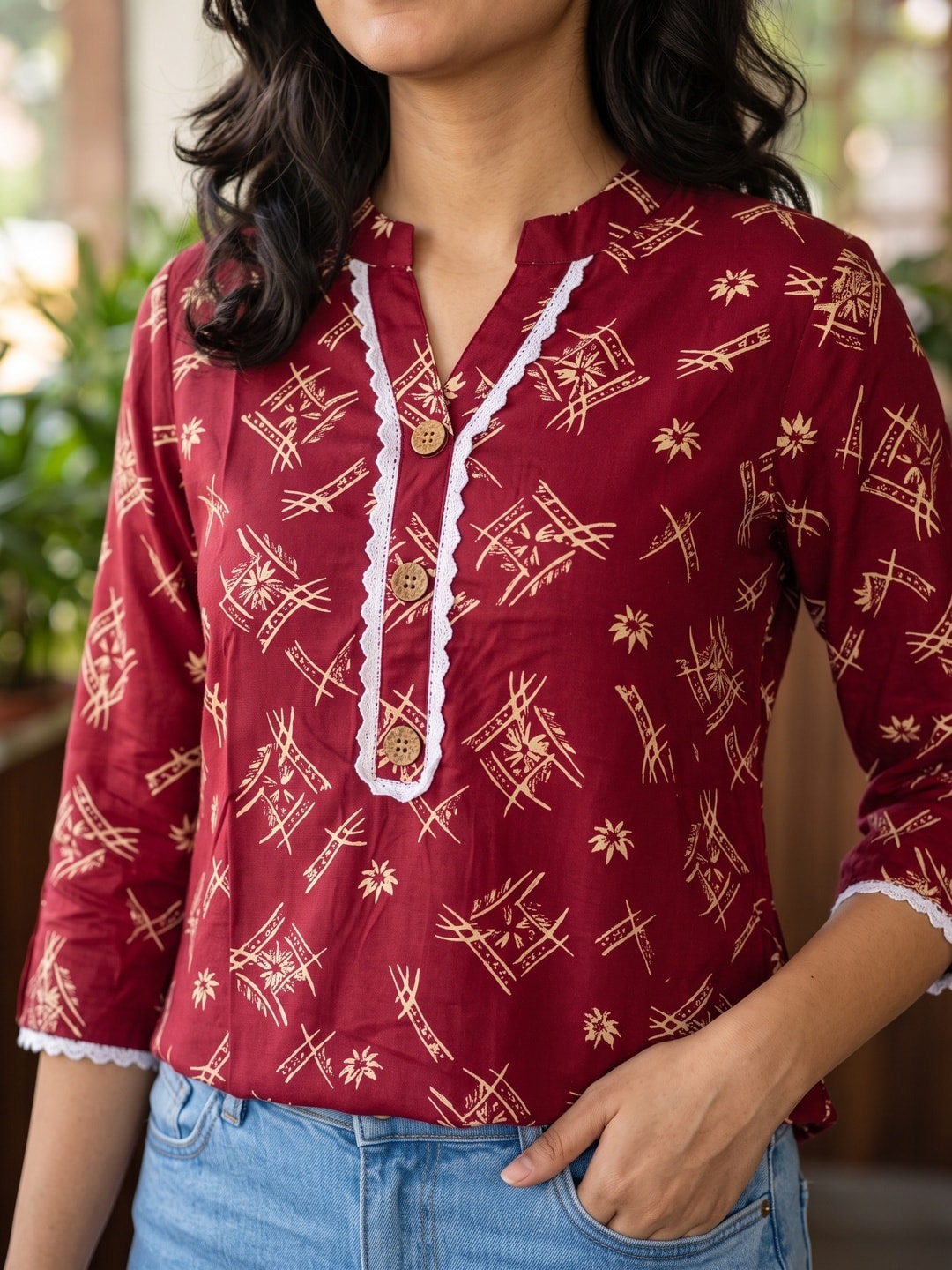 Peachmode Red Rayon Abstract Printed Short Top - Image 4