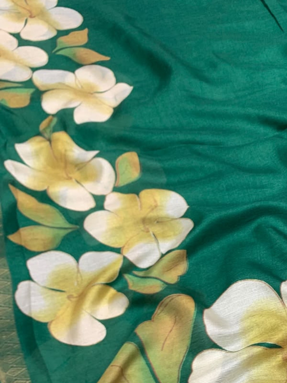 Peachmode Green Marshmallow Saree With 3D Floral Print And Woven Jacquard Border - Image 5