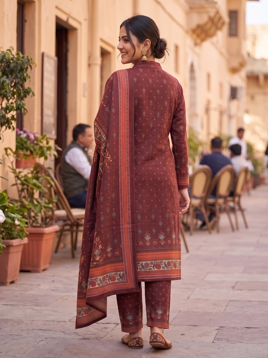 Peachmode Maroon Printed Woolen Salwar Suit With Stole - Image 4