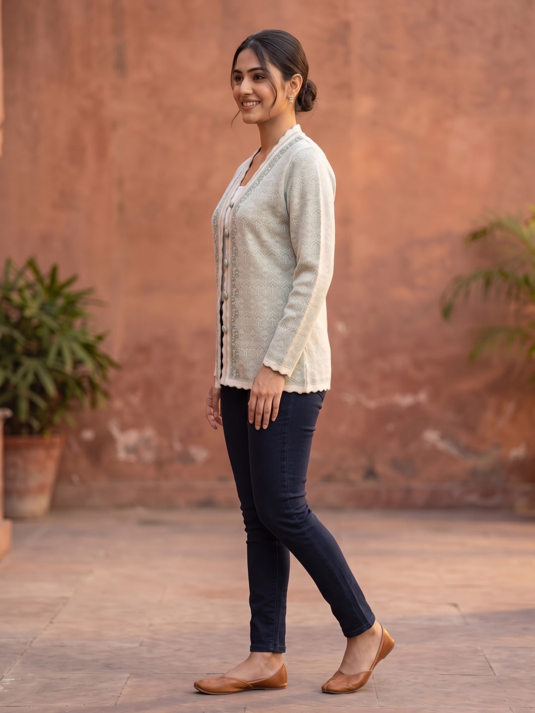 Grey Geometric Woolen Cardigan - Image 3