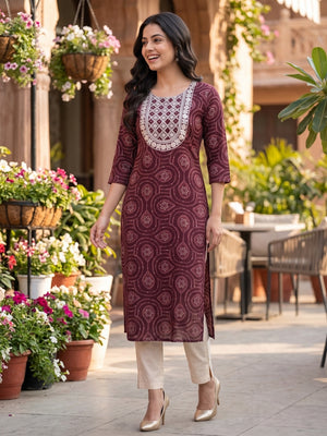 Wine Bandhani Rayon Straight Kurti with Traditional Print - Image 2
