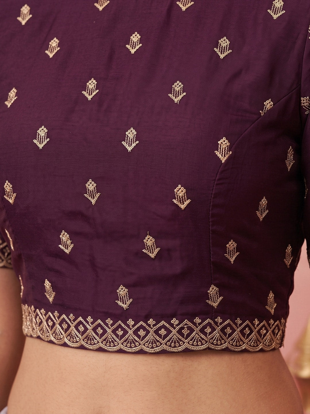 Peachmode Lavender Georgette Saree With Embroidered Buttis And Lace Border - Image 5