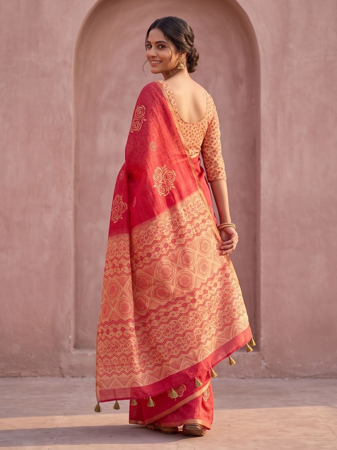 Peachmode Red Floral Printed Linen Saree With Zari Border - Image 2