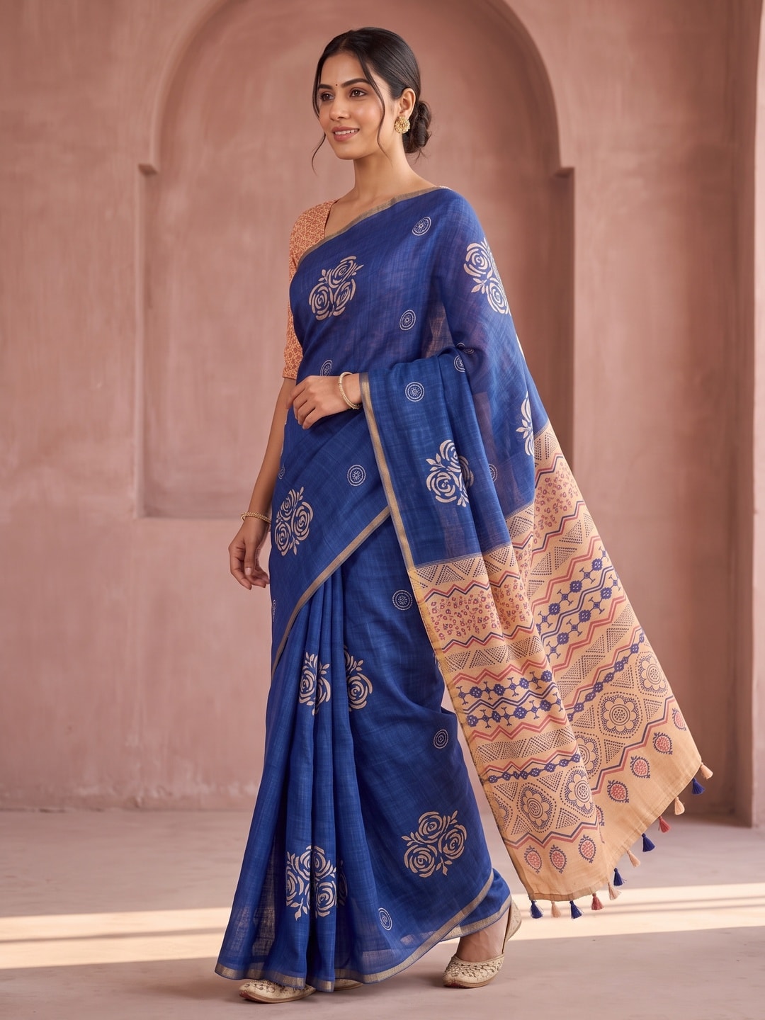 Peachmode Royal Blue Floral Printed Linen Saree With Zari Border - Image 3