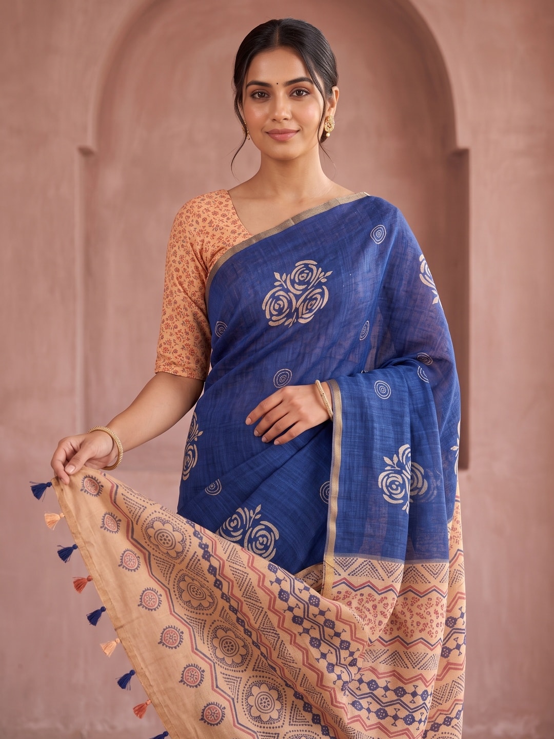 Peachmode Royal Blue Floral Printed Linen Saree With Zari Border - Image 4