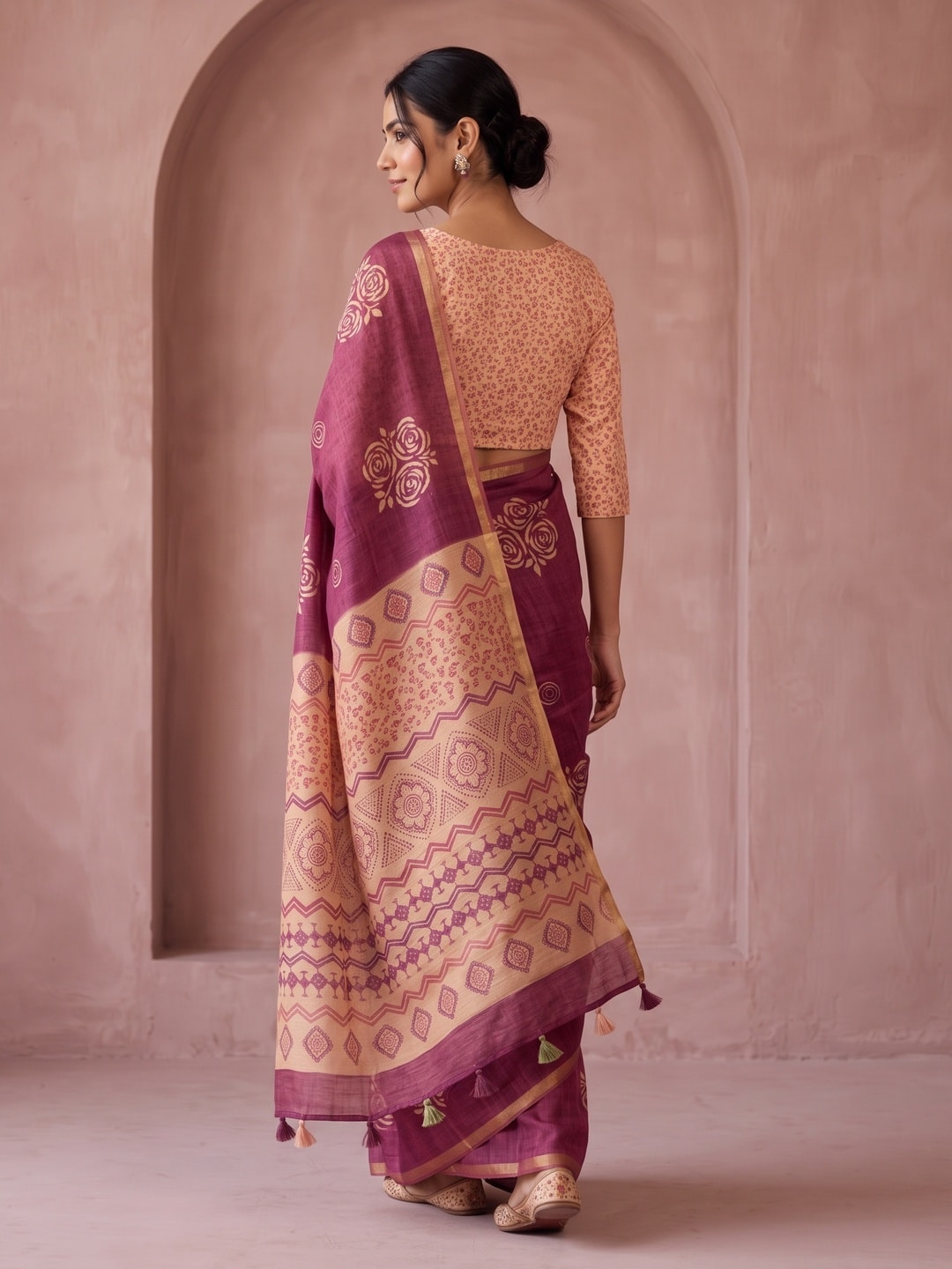 Peachmode Wine Floral Printed Linen Saree With Zari Border - Image 2