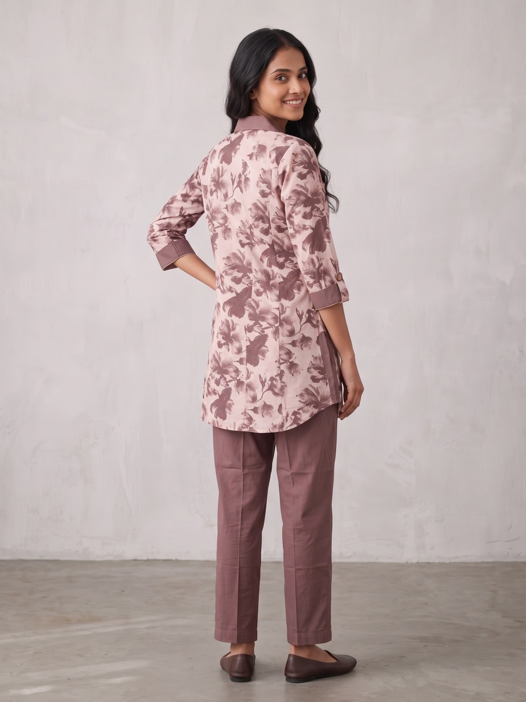 Peachmode Brown Pure Cotton Floral Printed Co-ord Set - Image 4