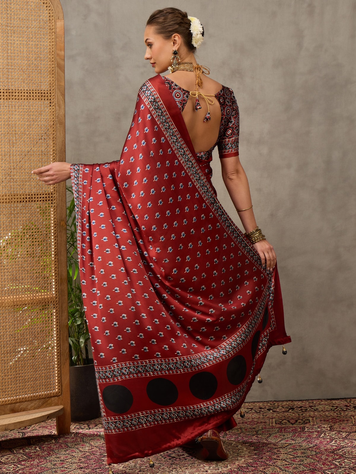 Peachmode Maroon Semi Modal Printed Saree With Ethnic Border - Image 2