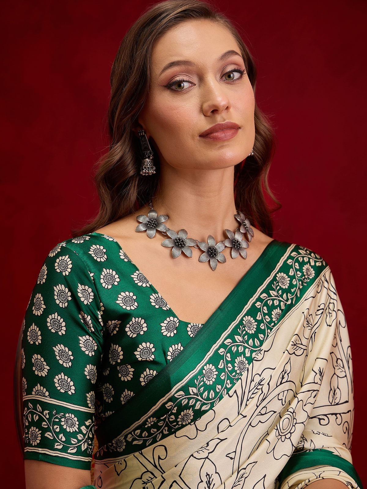 Peachmode Green Semi Modal Elephant Print Saree With Printed Border - Image 4