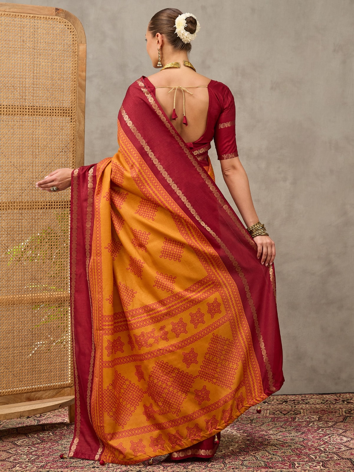 Peachmode Mustard Tussar Silk Saree With Geometric Motif Pallu - Image 2