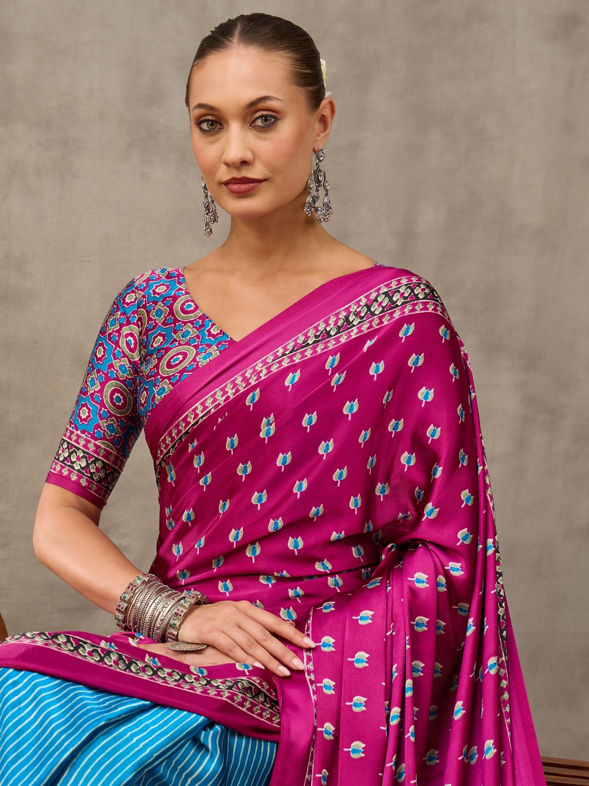 Peachmode Pink Semi Modal Printed Saree With Ethnic Border - Image 4